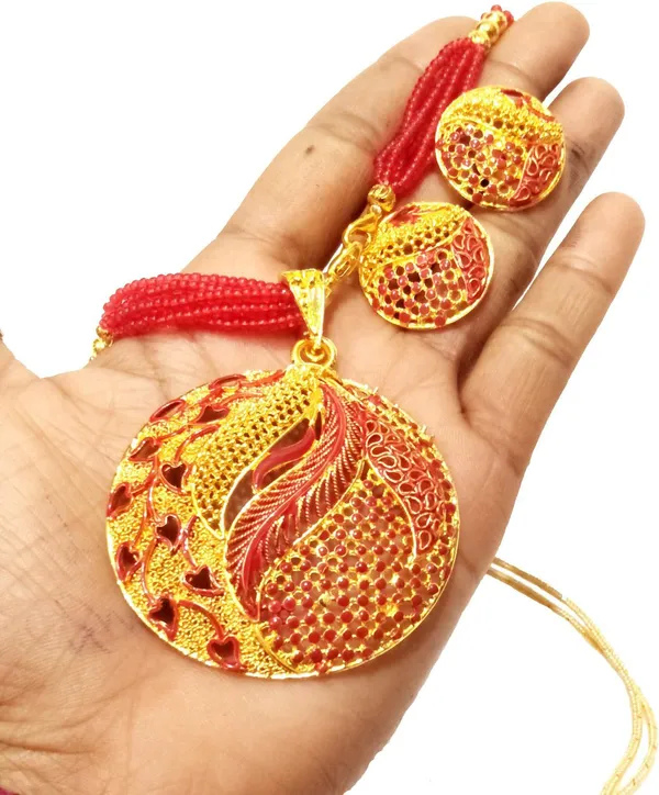 Assamese_Traditional_Gold_Plated_Red_Colour_Tassel_Jewellery_Set_For_Women
